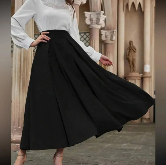 Luxe high waisted pleated flare maxi skirt - Picture 3 of 5